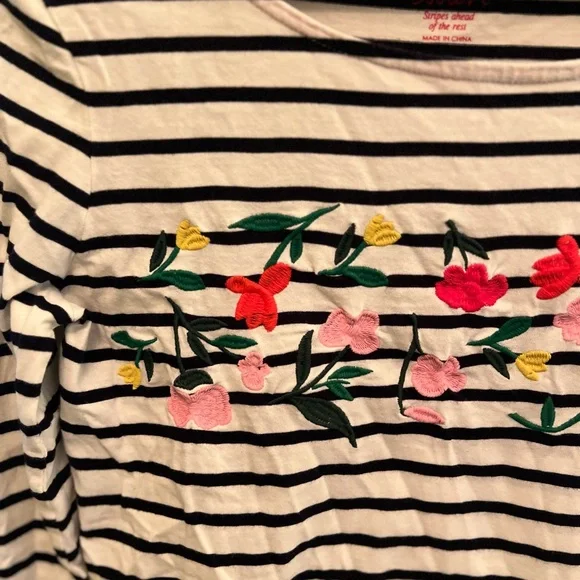 Boden woman top long sleeves stripes embroidered flowers size 2 - Picture 2 of 7